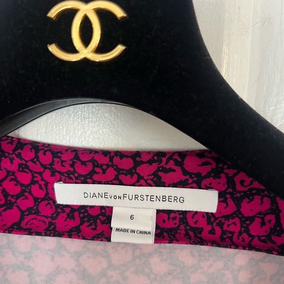 DVF DIANE VON FURSTENBERG New Julian Two FUCHSIA PINK PYTHON WRAP DRESS  Sz 6 - Picture 7 of 12